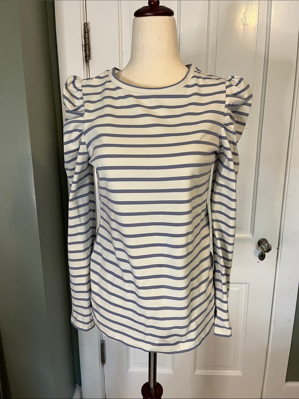Boden White & Light Blue Striped Puff-Shoulder Long Sleeve Top